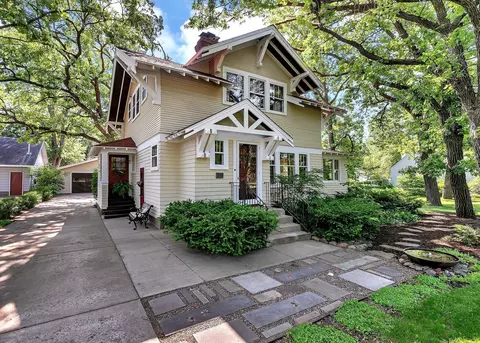 1708 Kilian Blvd SE, Saint Cloud, MN 56304