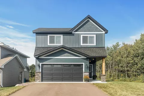 38330 Hunters Ridge Trl, North Branch, MN 55056