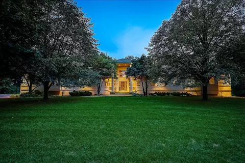 22417 Livery Ct, Lakeville, MN 55044