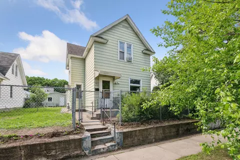 814 Englewood Ave, Saint Paul, MN 55104