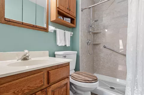 Bath - 10366 Eagle St NW, Coon Rapids, MN 55433 photo 1 of 3