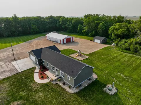 2771 271st Ave, Madison, MN 56256