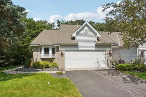 2625 Rivers Bluff Ln, Anoka, MN 55303