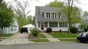 413 N 3rd St, Marshall, MN 56258 photo 1