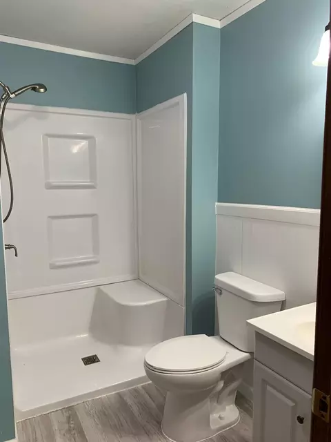 Bath - 320 Wagonner Ave E, Hackensack, MN 56452 photo 2 of 3