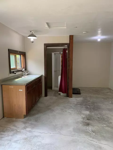 Bath - 320 Wagonner Ave E, Hackensack, MN 56452 photo 3 of 3