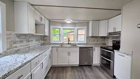 Kitchen - 41955 Sugar Maple Dr, Ottertail, MN 56571 photo 2 of 3