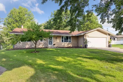 8282 Iverson Ct S, Cottage Grove, MN 55016