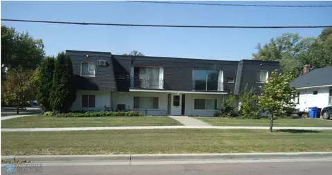 702 Oak St N #C, Fargo, ND 58102