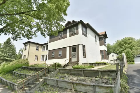 1810 Chestnut Ave W, Minneapolis, MN 55405