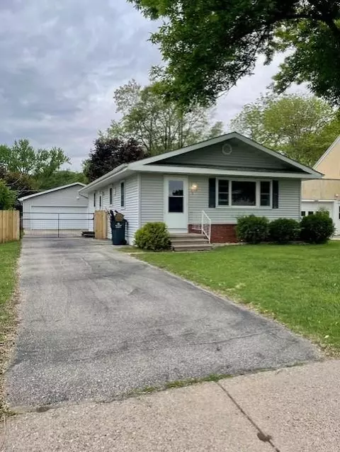 4155 W 7th St, Goodview, MN 55987