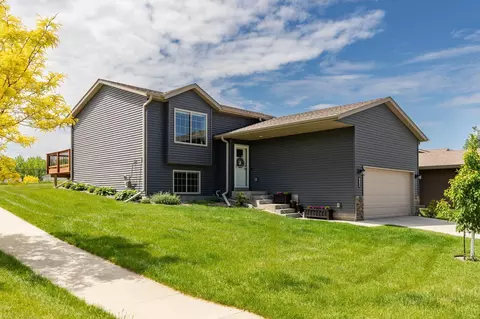 3900 Orchardview Ln NW, Rochester, MN 55901