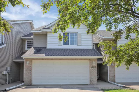 1704 Talon Trl, Eagan, MN 55122