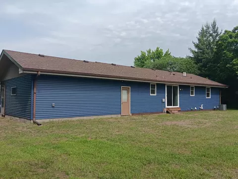 1522 2nd St NE, Staples, MN 56479 photo 2