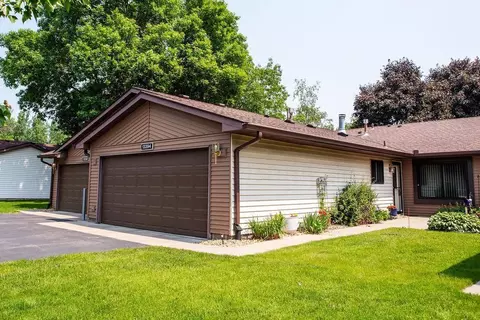 13394 Hughes Ct, Apple Valley, MN 55124
