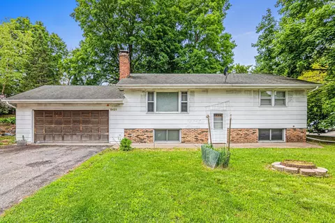 5421 Church Rd, Mound, MN 55364
