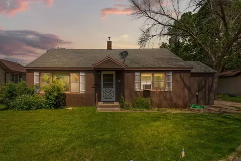 1034 8th St NW, Faribault, MN 55021 photo 2