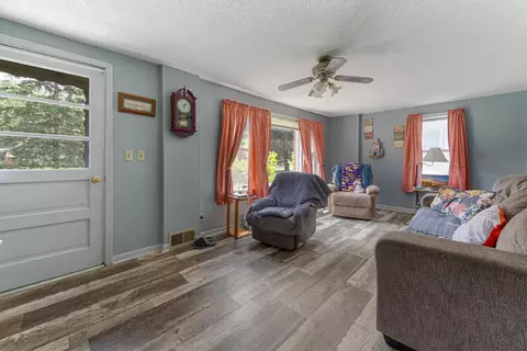 1034 8th St NW, Faribault, MN 55021 photo 6