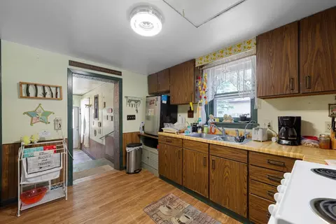 1034 8th St NW, Faribault, MN 55021 photo 9