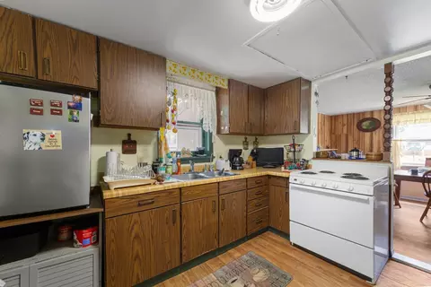 1034 8th St NW, Faribault, MN 55021 photo 10