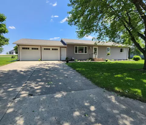 503 Sunrise Dr, Olivia, MN 56277