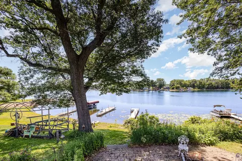 11745 Oak St, Chisago City, MN 55013