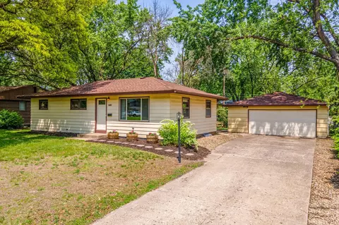 2718 63rd Ave N, Brooklyn Center, MN 55430