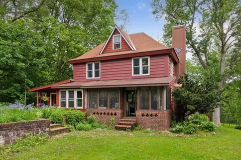 8482 150th St E, Northfield Twp, MN 55057