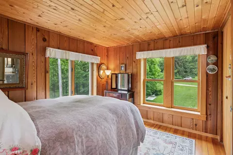Bedroom - 8482 150th St E, Northfield Twp, MN 55057 photo 1 of 5