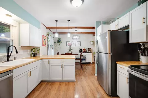 1577 Cedar Ln, Newport, MN 55055