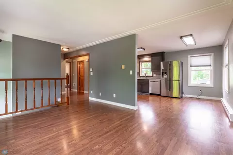 Living - 704 9th Ave SE, Barnesville, MN 56514 photo 3 of 6