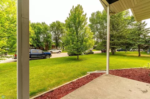 Exterior - 704 9th Ave SE, Barnesville, MN 56514 photo 4 of 18