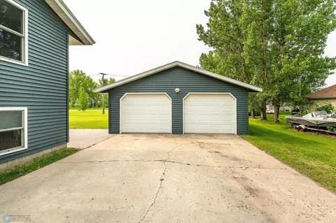 Other - 704 9th Ave SE, Barnesville, MN 56514 photo 3 of 14