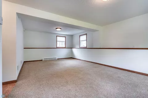 Living - 704 9th Ave SE, Barnesville, MN 56514 photo 4 of 6