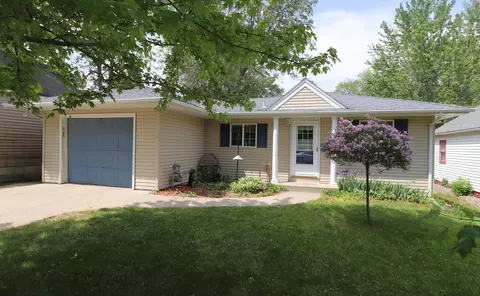 1138 Cleveland Ave, Detroit Lakes, MN 56501