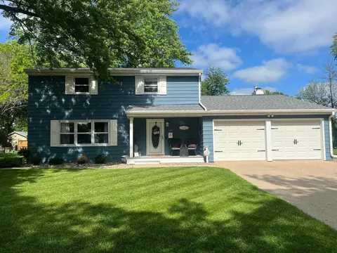 321 Meredith Rd, Albert Lea, MN 56007