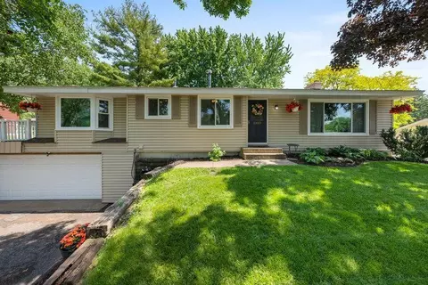 13013 Welcome Ln, Burnsville, MN 55337