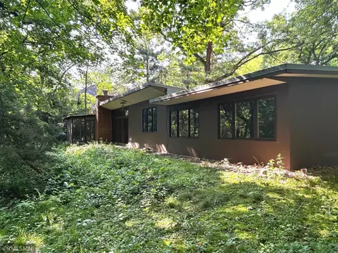 11209 Oak Ridge Ln W, Minnetonka, MN 55305