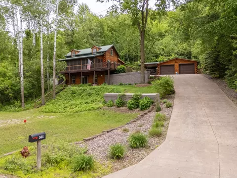 501 Coulee Way, Wabasha, MN 55981