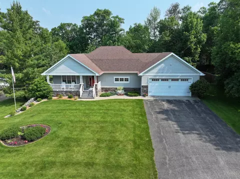 1811 Wildflower Ln NE, Alexandria, MN 56308