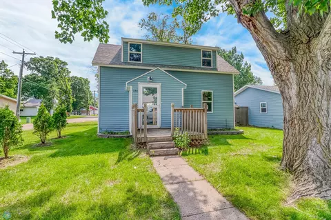 131 3 Ave S, Kindred, ND 58051