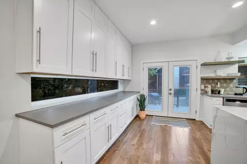 Kitchen - 11260 Hidden Oaks Ct N, Champlin, MN 55316 photo 6 of 6