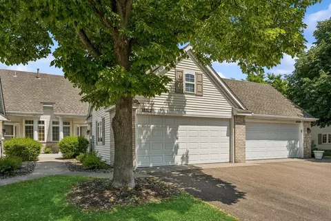 18322 Cattail Ct, Eden Prairie, MN 55346