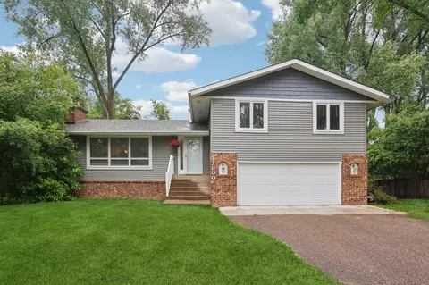 11600 Oberlin Rd, Minnetonka, MN 55305