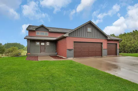 1526 Prairie View Ln NE, Sauk Rapids, MN 56379