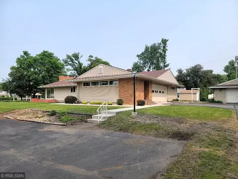 109 Jackson St W, Eagle Bend, MN 56446 photo 2