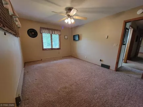 109 Jackson St W, Eagle Bend, MN 56446 photo 17