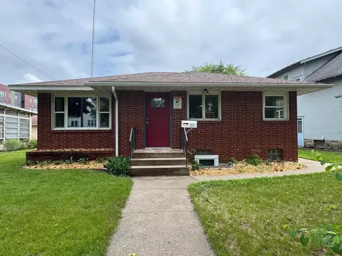 348 6th Ave S, Saint Cloud, MN 56301