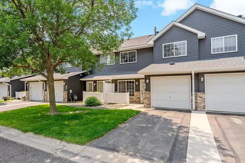 403 Horizon Dr SE, New Prague, MN 56071
