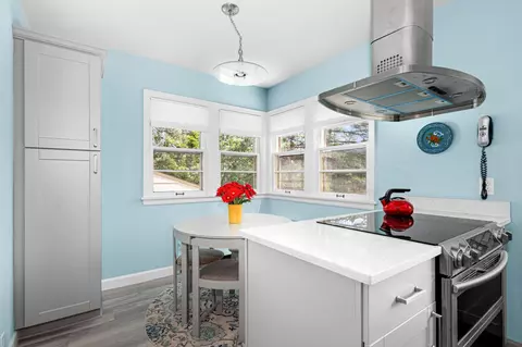 3319 E Superior St, Duluth, MN 55804 photo 4